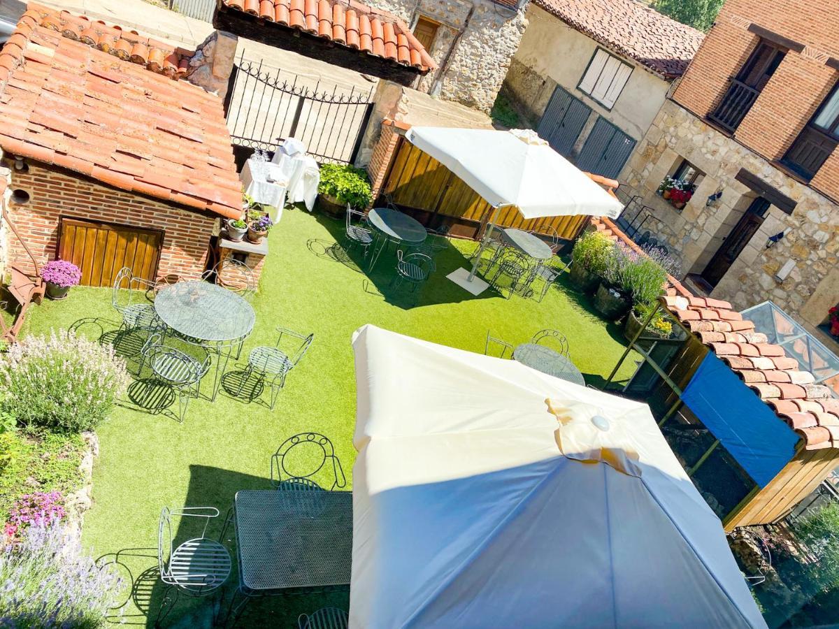 Casarejos Posada Real De Carreteros מראה חיצוני תמונה